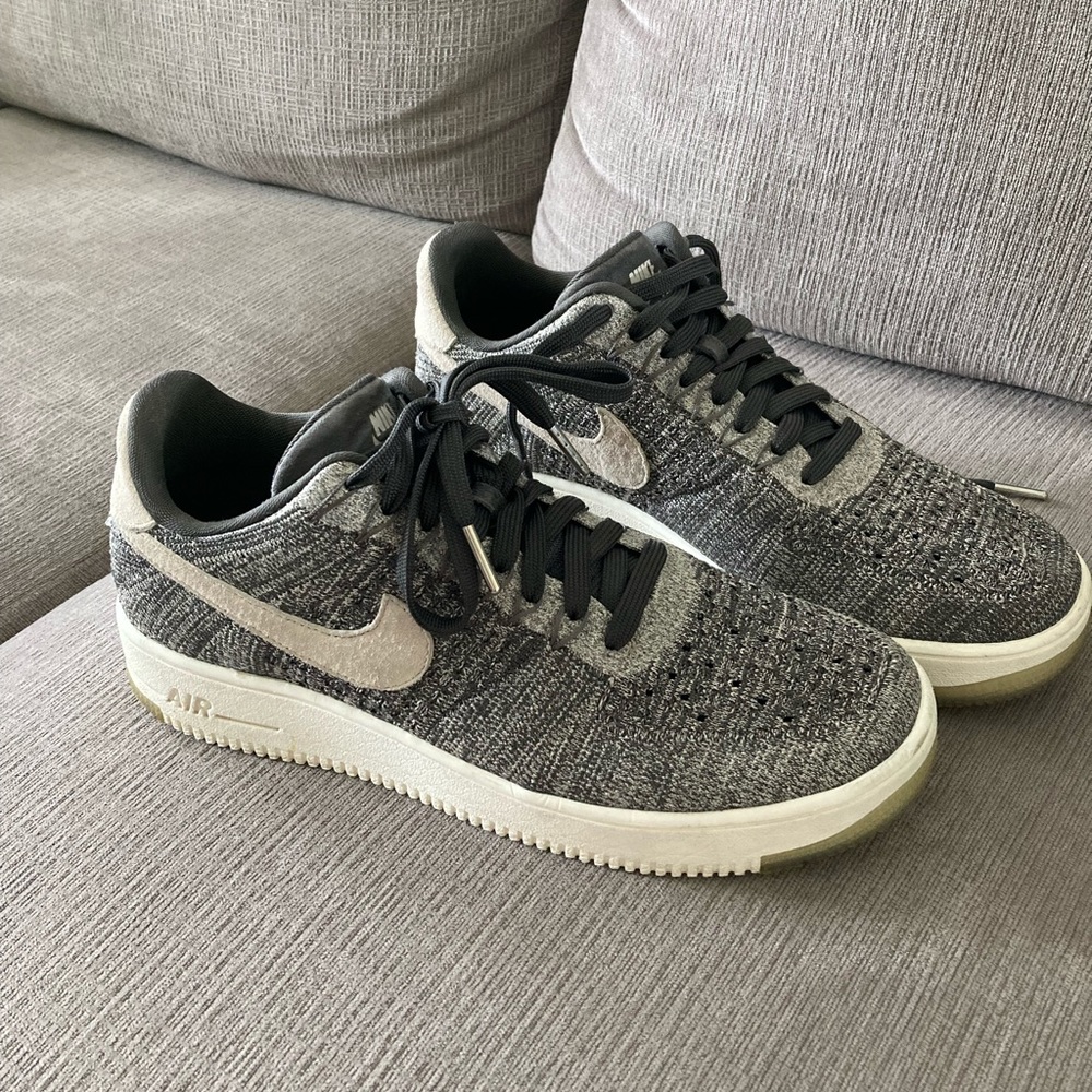 Women’s Nike Air Force 1 Flynit sneakers